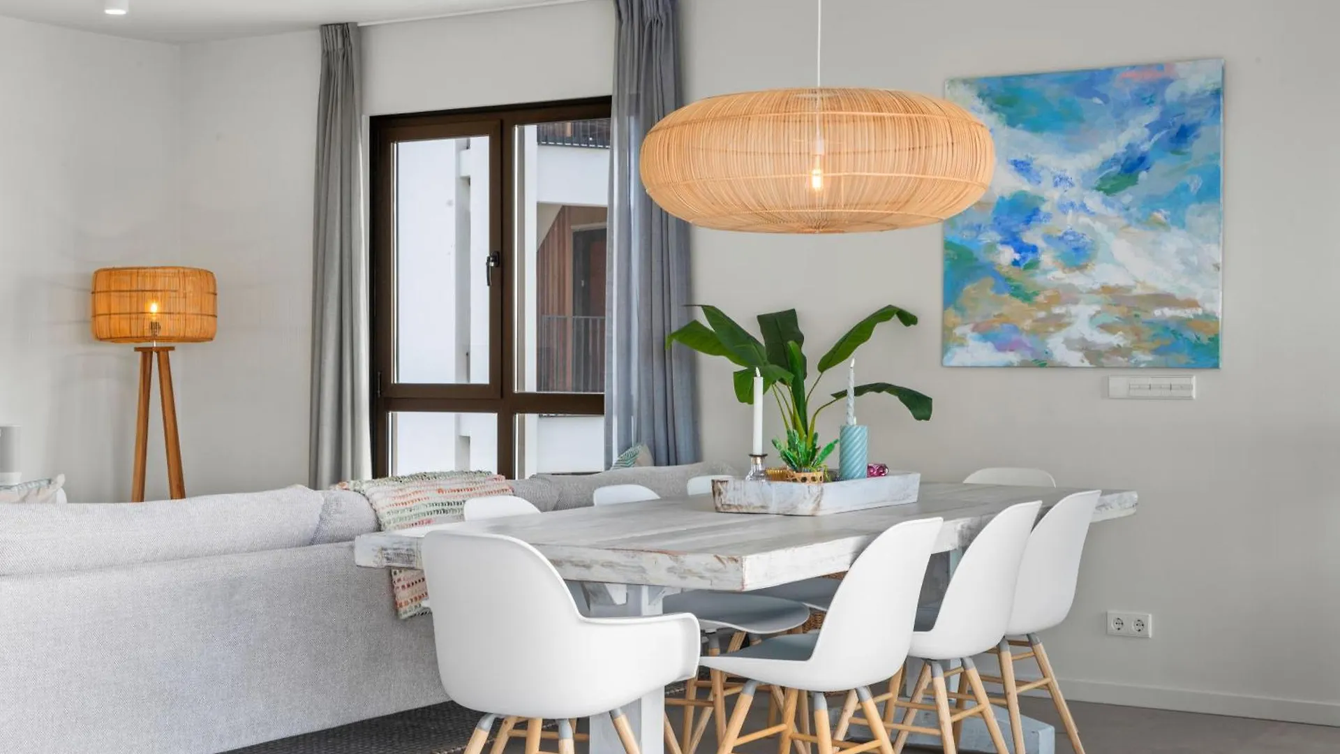 The Wharf 7E City Apartment, Overlooking Annabay, Downtown Willemstad Apartment