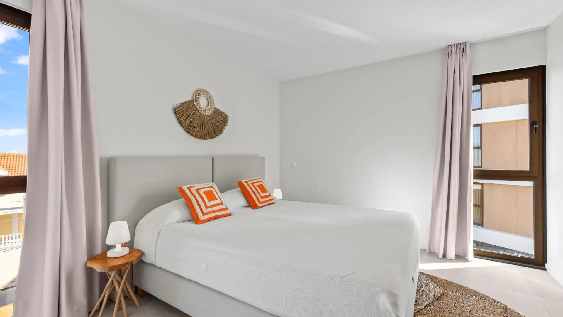 The Wharf 7E City Apartment, Overlooking Annabay, Downtown Willemstad 0*,